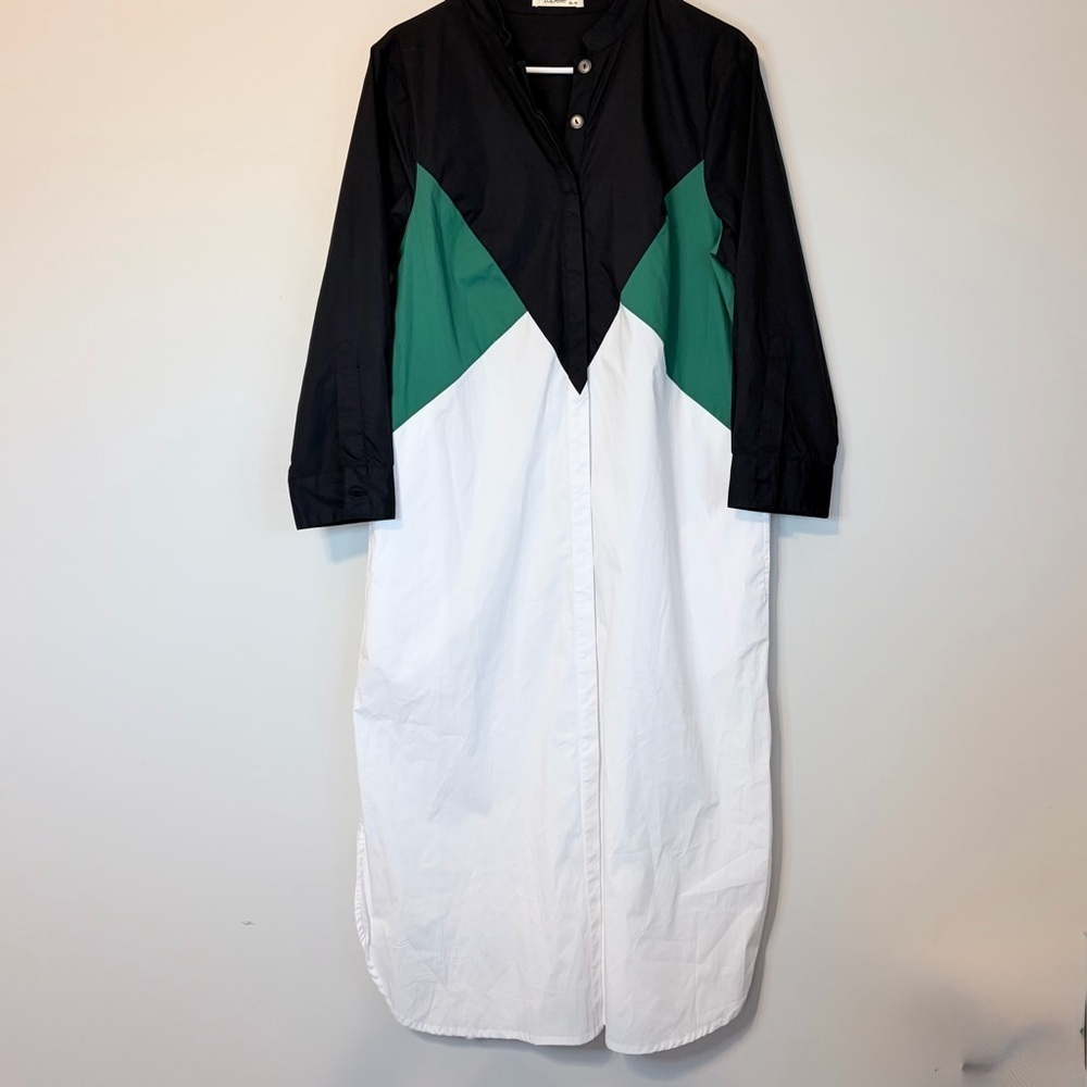 Chic Colorblock Maxi Dress in Black, Green, and White